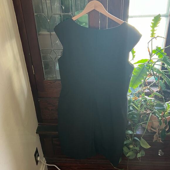 Anne Klein Gray Shift Dress Size 14 Sleeveless Back Zip Midi Career Minimalist - Picture 7 of 15